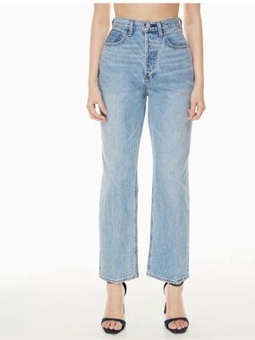 aritzia  Denim ForumThe Joni High Rise Loose Jeans - Light Blue 28 length 29”